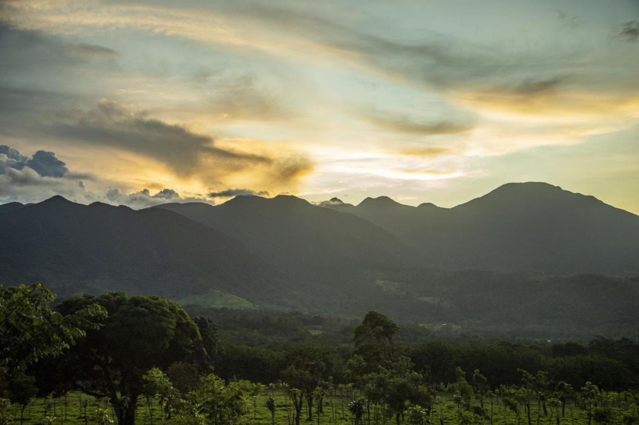 "Hana'S Celeste Retreat" Large Modern Villa Sleeps 6 On 20 Acres Of Nature! Bijagua Exterior foto